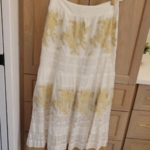 Boston Proper White and Gold Maxi Skirt